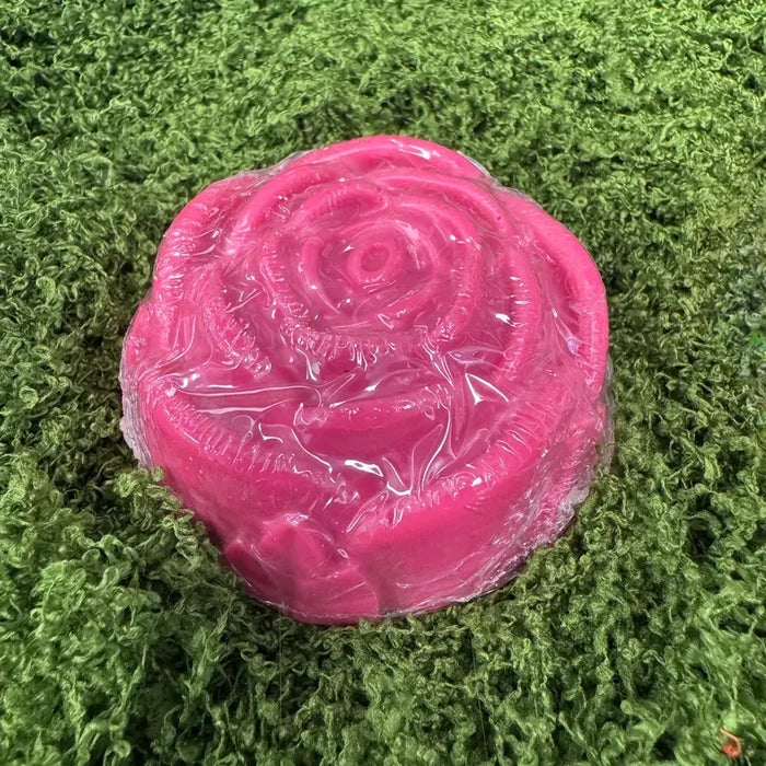 Bed of Roses Deluxe Soap