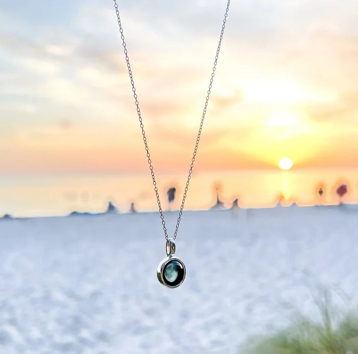 Moonglow Necklace 7D