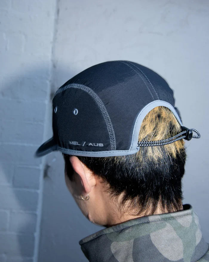 Outline 4 Panel Cap - Black