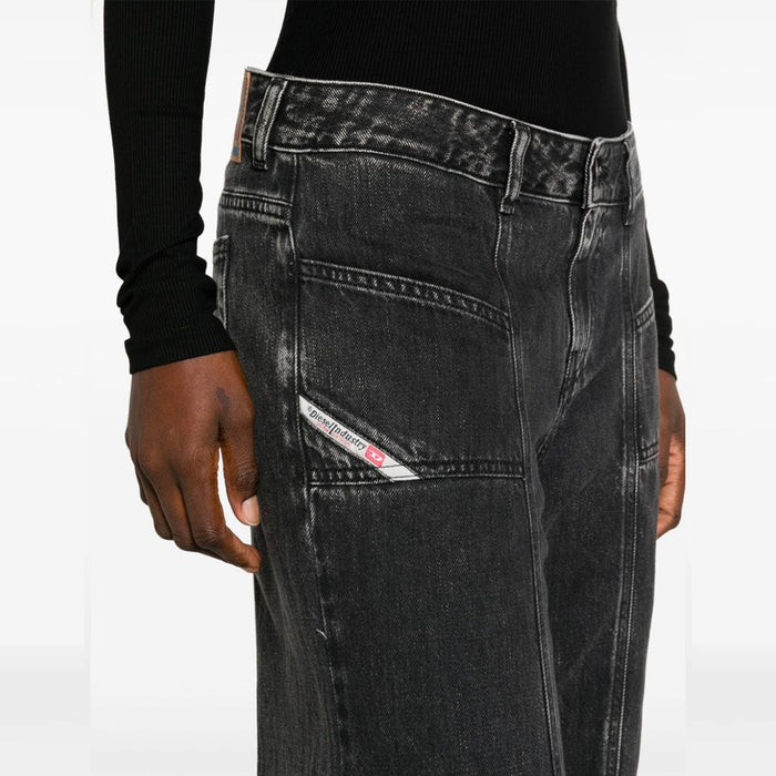Diesel D-Akii 068hn flared bootcut jeans Black
