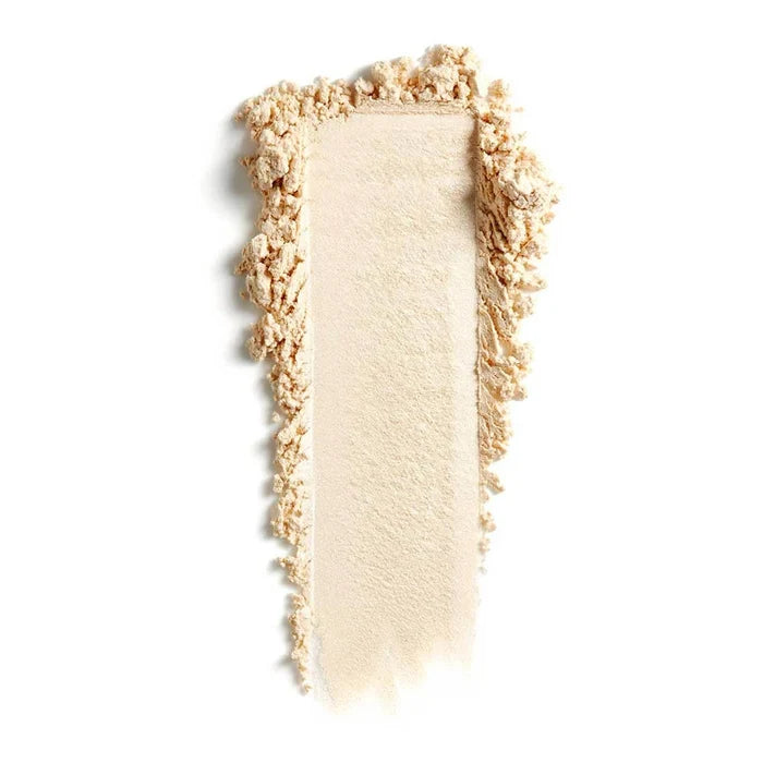 Swatch of mineral shimmer on a white background.