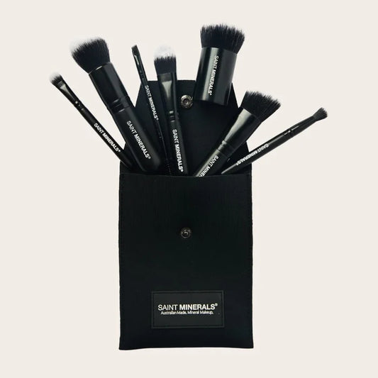 Saint Minerals make up brush Saint Minerals Travel Brush Set