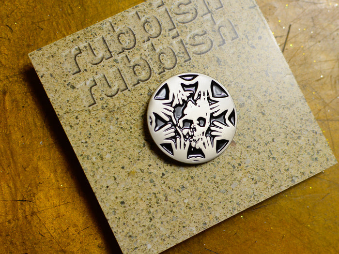 Skull Pin