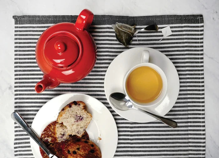 Stoneware Teapot Red