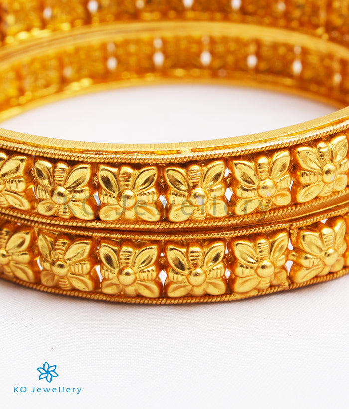 The Arini Silver Bangle- Single (Size-2.2/2.4/2.6/2.8)