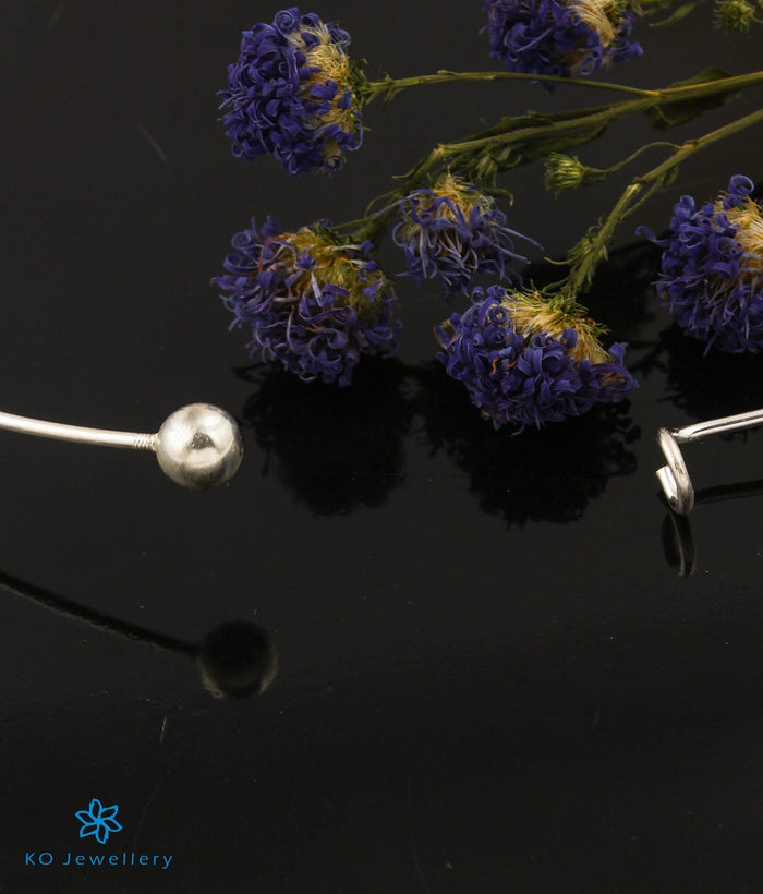 The Charu Silver Pendant