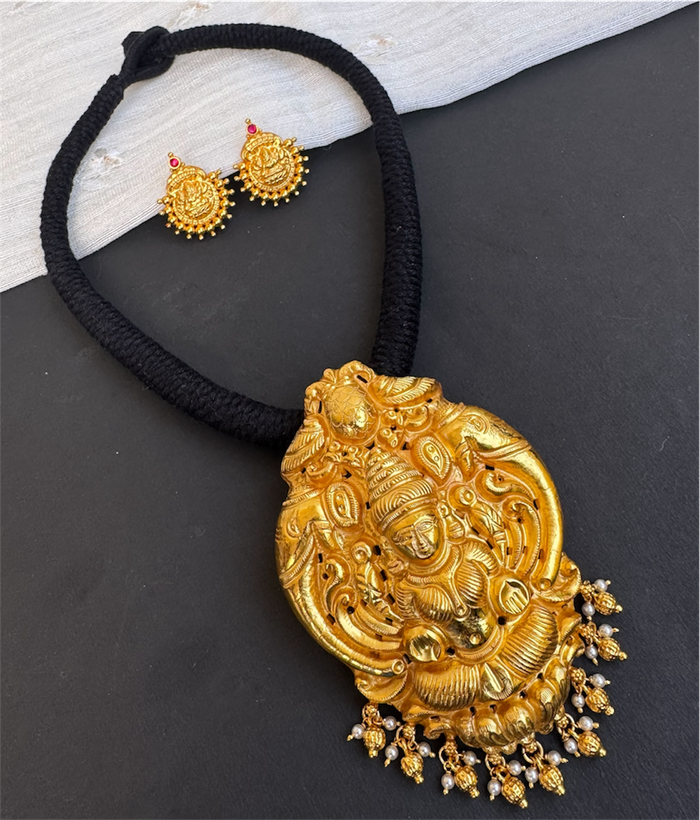 The Narayani Silver Lakshmi Thread Necklace (Black)