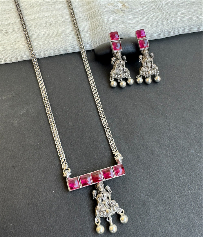 The Parina Silver Kemp Necklace & Earrings (Oxidised)