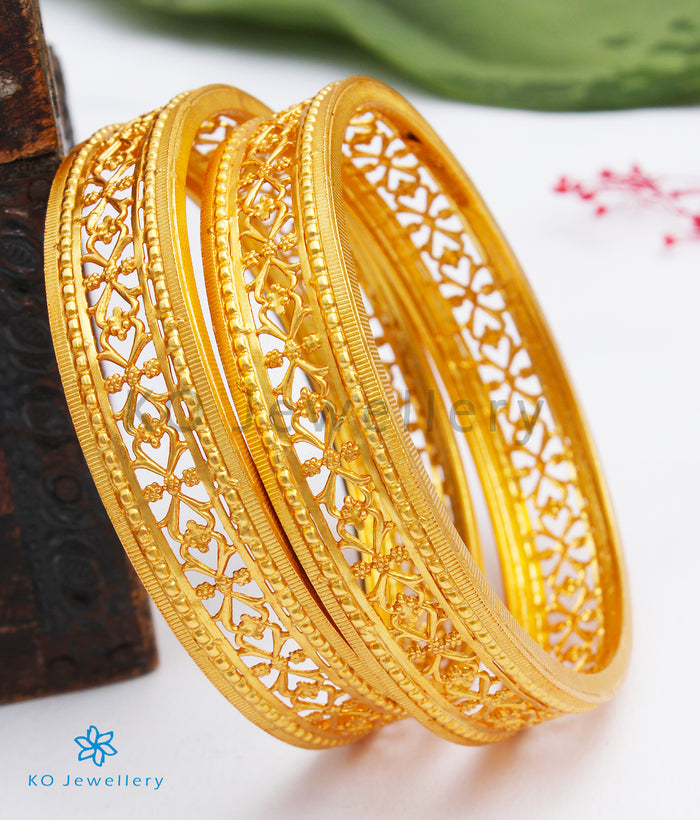 The Rajaka Silver Bangle- single (Size /2.2/2.4/2.6/2.8)